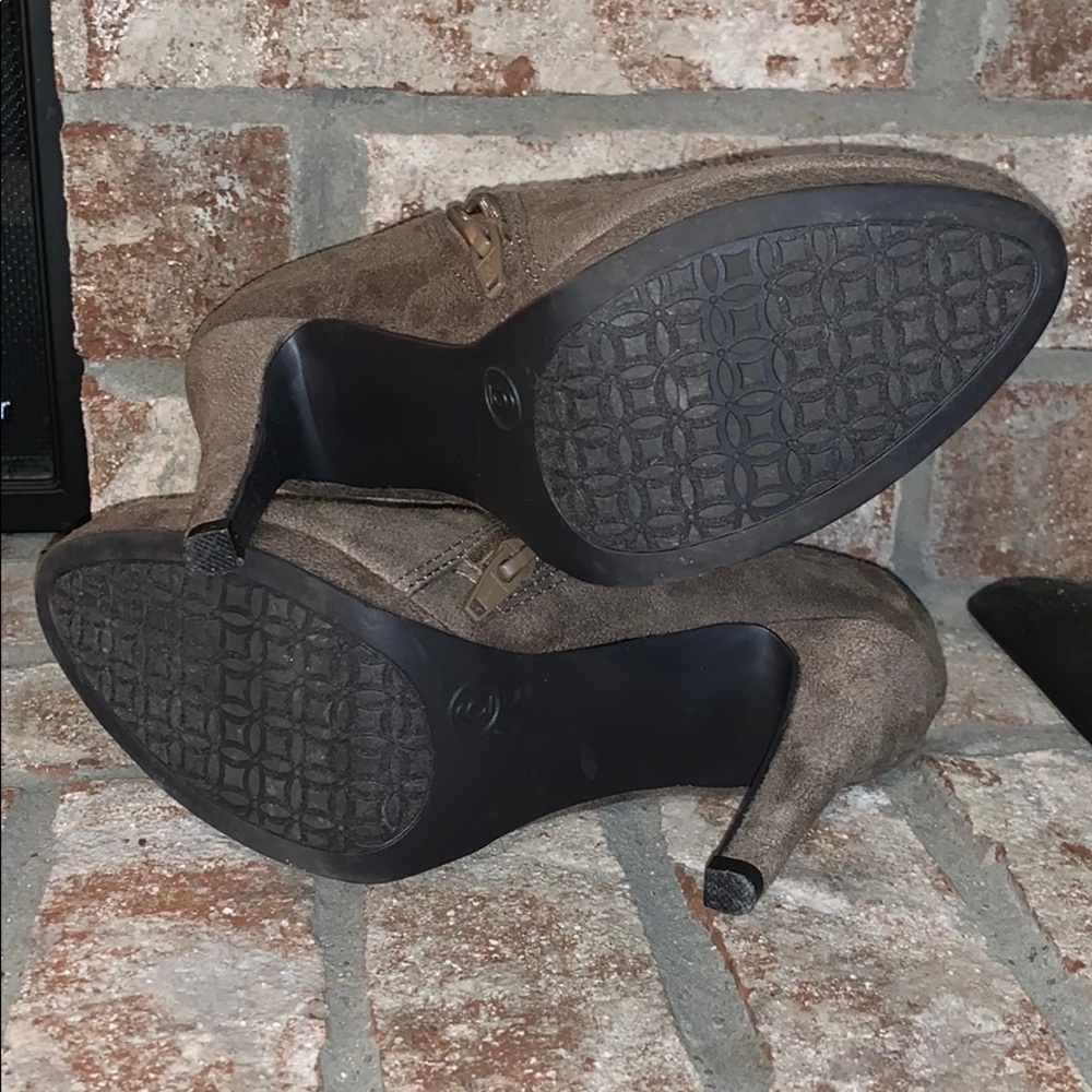 Merona heels - Picture 4 of 4